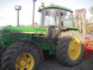 Second Hand tractor John Deere 3640