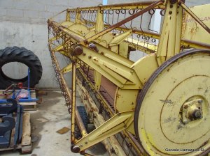 Used Combine Harvester for sale, New Holland - Clayson 1545